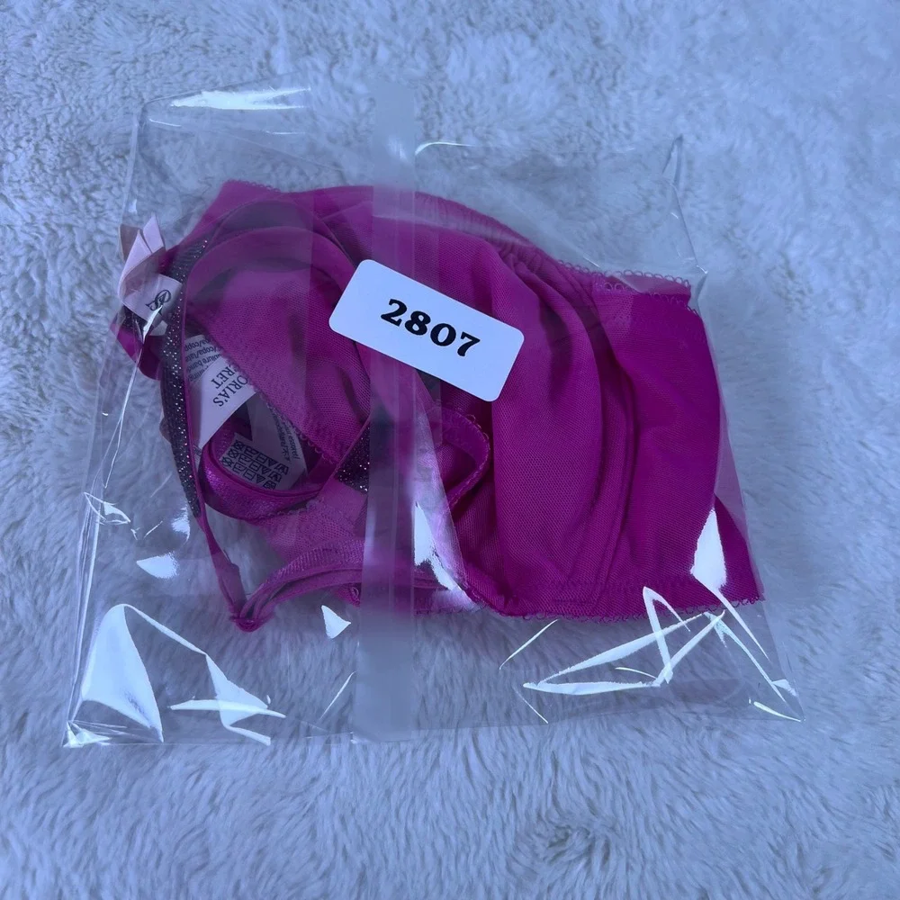 Victoria's Secret Very Sexy Unlined Demi Bra 36D Fuchsia Pink Rhinestone‎ Lips
